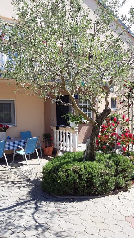 Apartments Kata Biograd Na Moru Luaran gambar