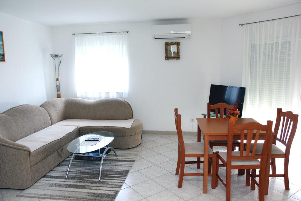 Apartments Kata Biograd Na Moru Luaran gambar
